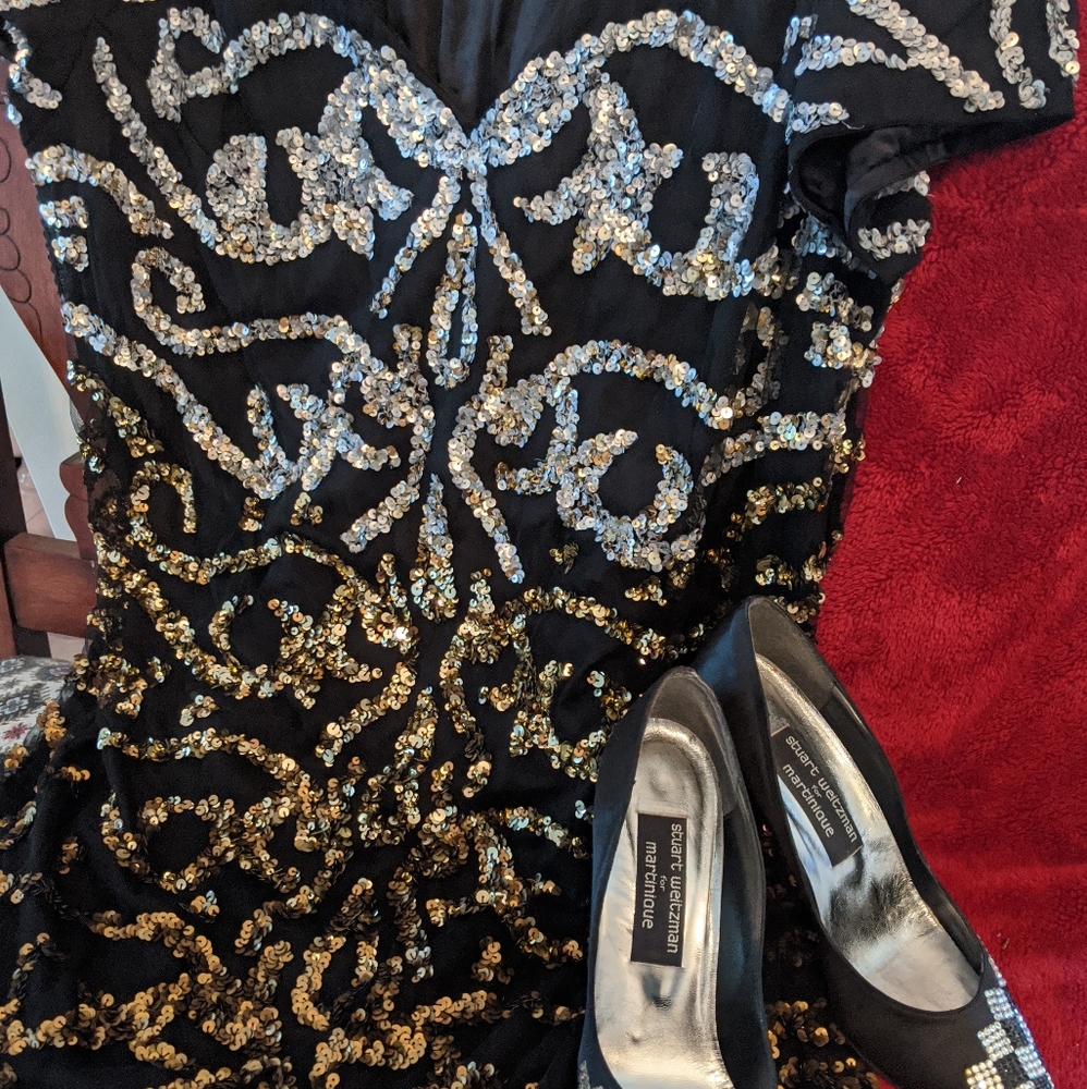 Spectacular, Short & Sequined - Cocktails anyone?